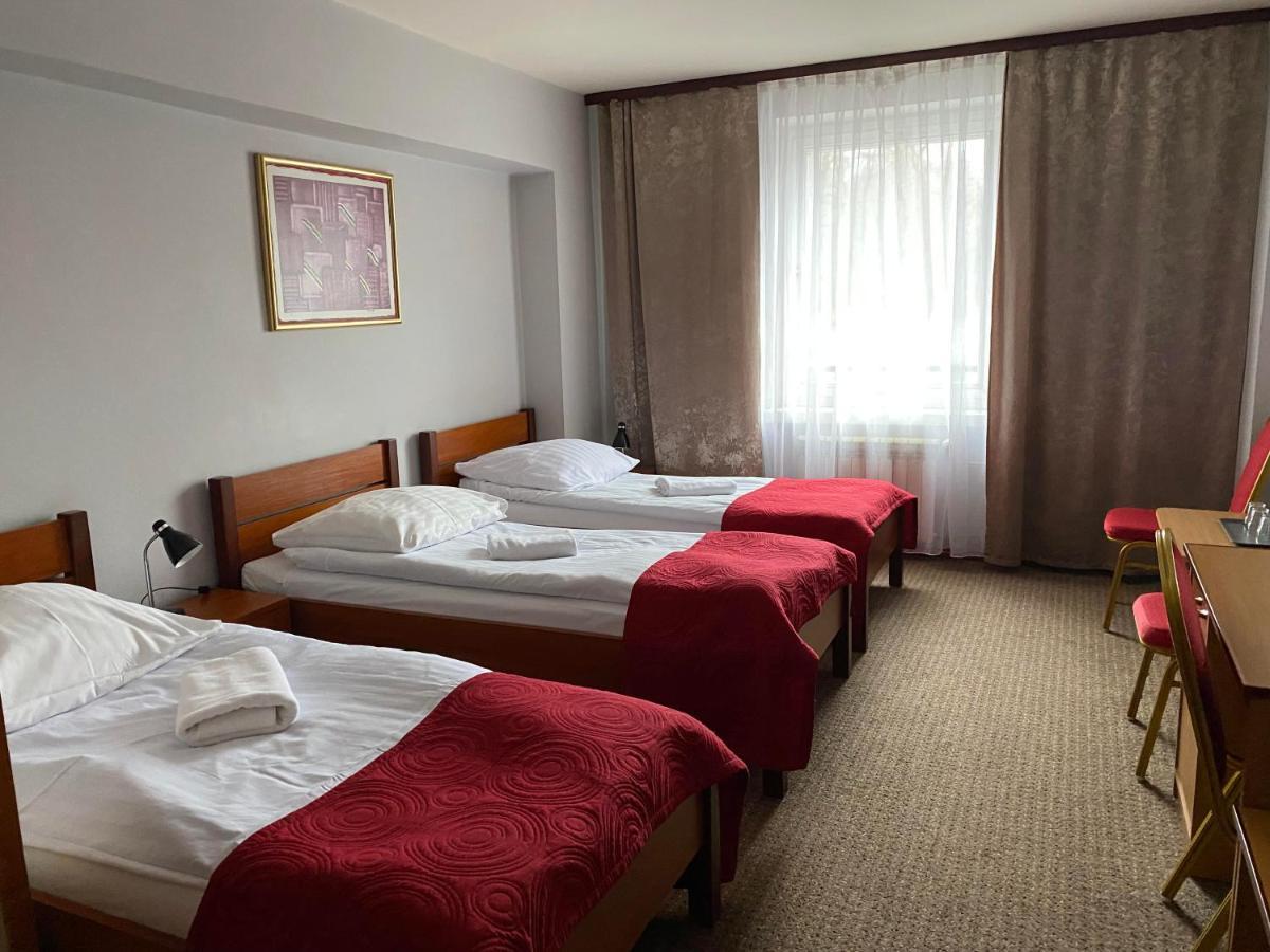 Aparthotel Obiekt "Czarny Rycerz" à Jastrzębie Zdrój Extérieur photo