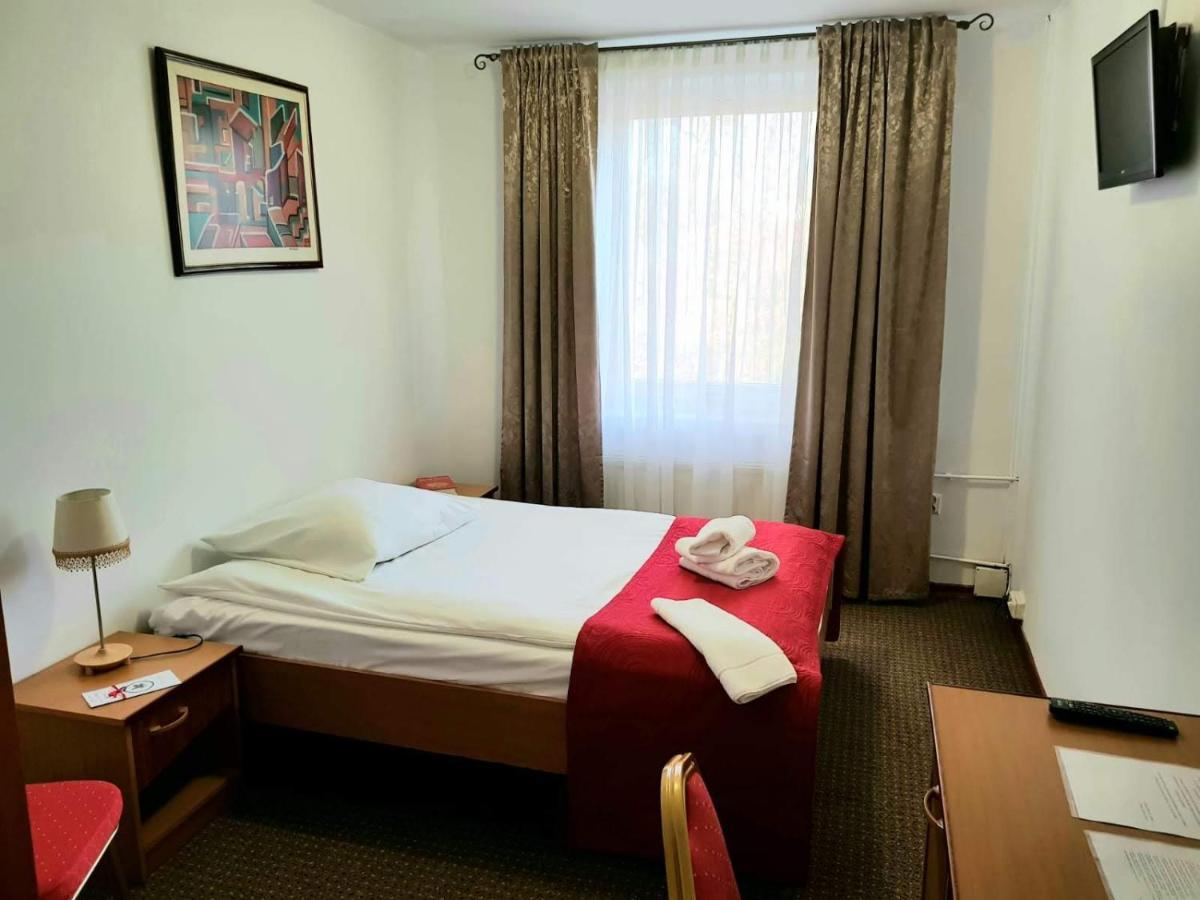 Aparthotel Obiekt "Czarny Rycerz" à Jastrzębie Zdrój Extérieur photo